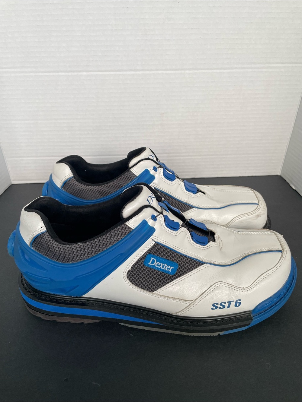 Dexter SST 6 Hybrid BOA Bowling Shoes Mens Size 10 White/Blue/Black